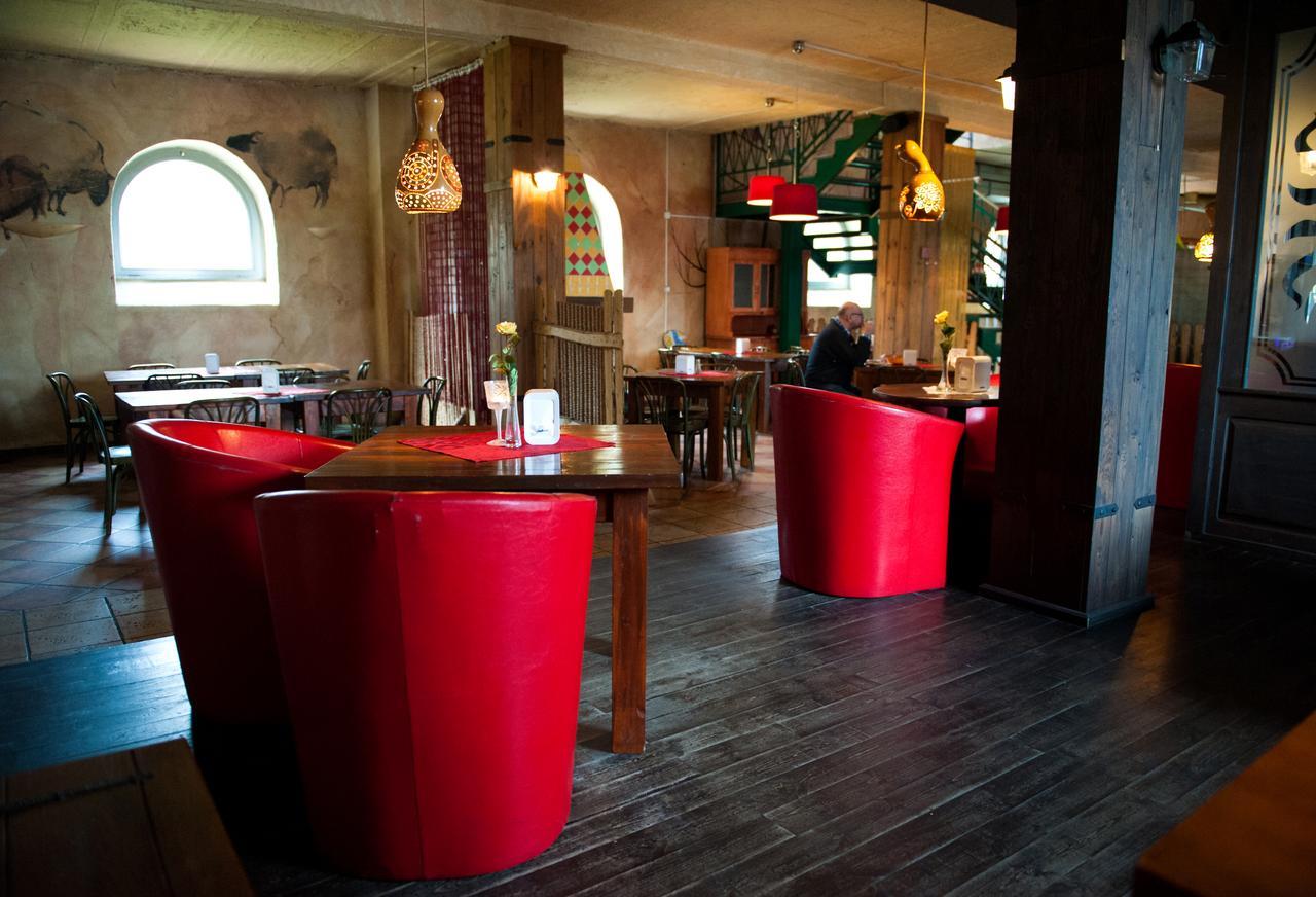 Auto Port Przytoczna Bed & Breakfast Nowa Niedrzwica Eksteriør bilde
